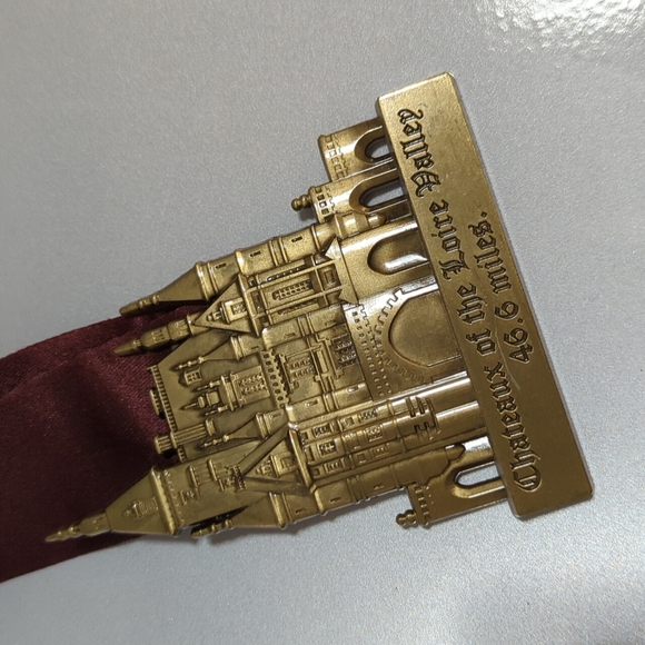 Chateau of the Loirre Valley Virtual Race Medal 46.6 Miles - Picture 2 of 3